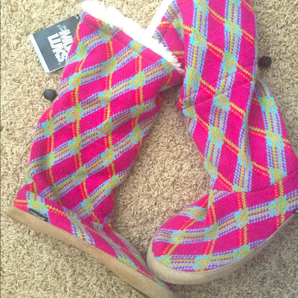 Muk Luk Plaid Slipper Sock Boots 9.5-10.5  NWT Colorful Loungewear Cozy Preppy